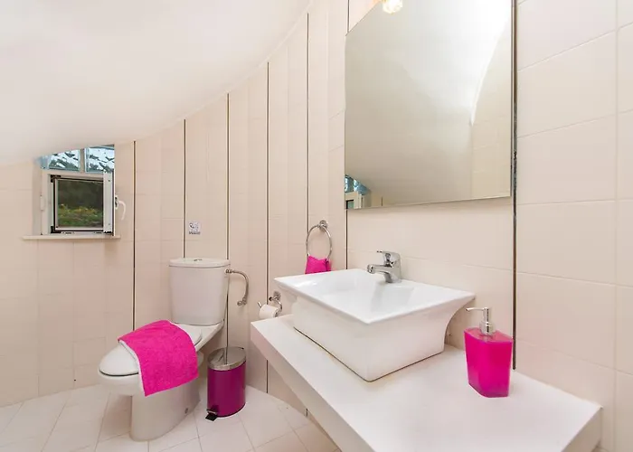 Dora Villa Faliráki